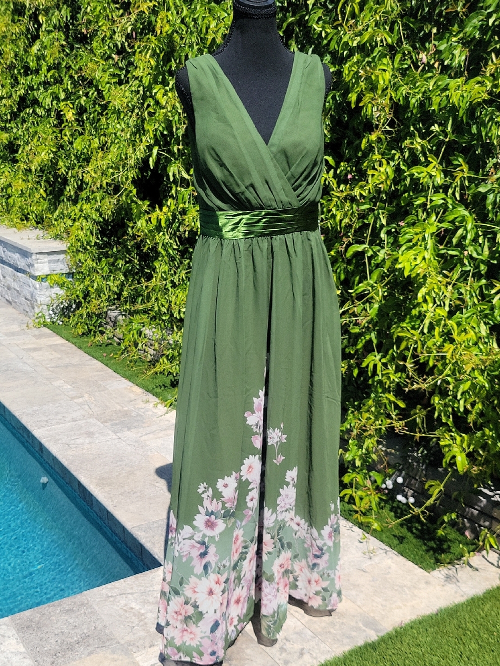 Dreamylily Reulr Green Chiffon V Neck Floral Sleeveless Maxi Dress with Sash 12
